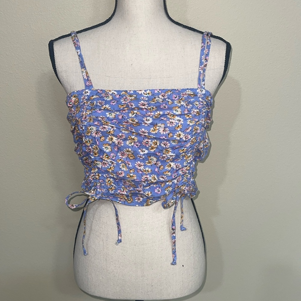 Dizzy Lizzy purple floral crop top size large